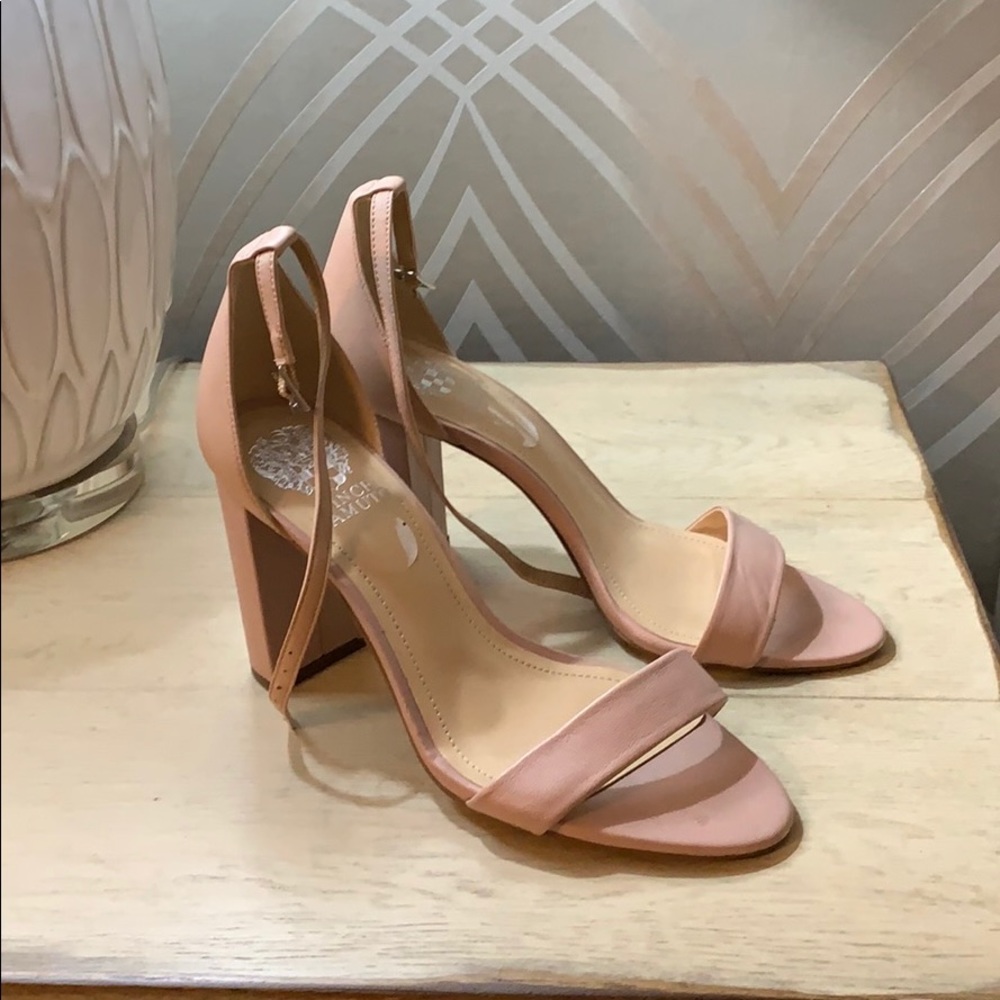 Vince Camuto Shoes